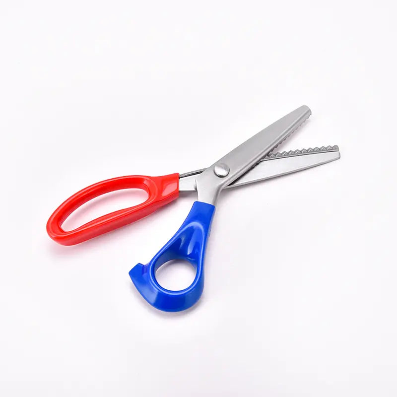 ✂️✨ Foarfece pentru cusut și dantele DIY 🧵💖 Tăiere precisă și ușoară în orice moment, ajutându-te să-ți creezi propriile capodopere 🎀🌟